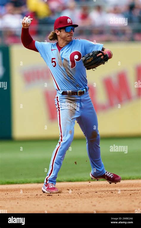 Stott leads Phillies against the Padres after 4-hit game